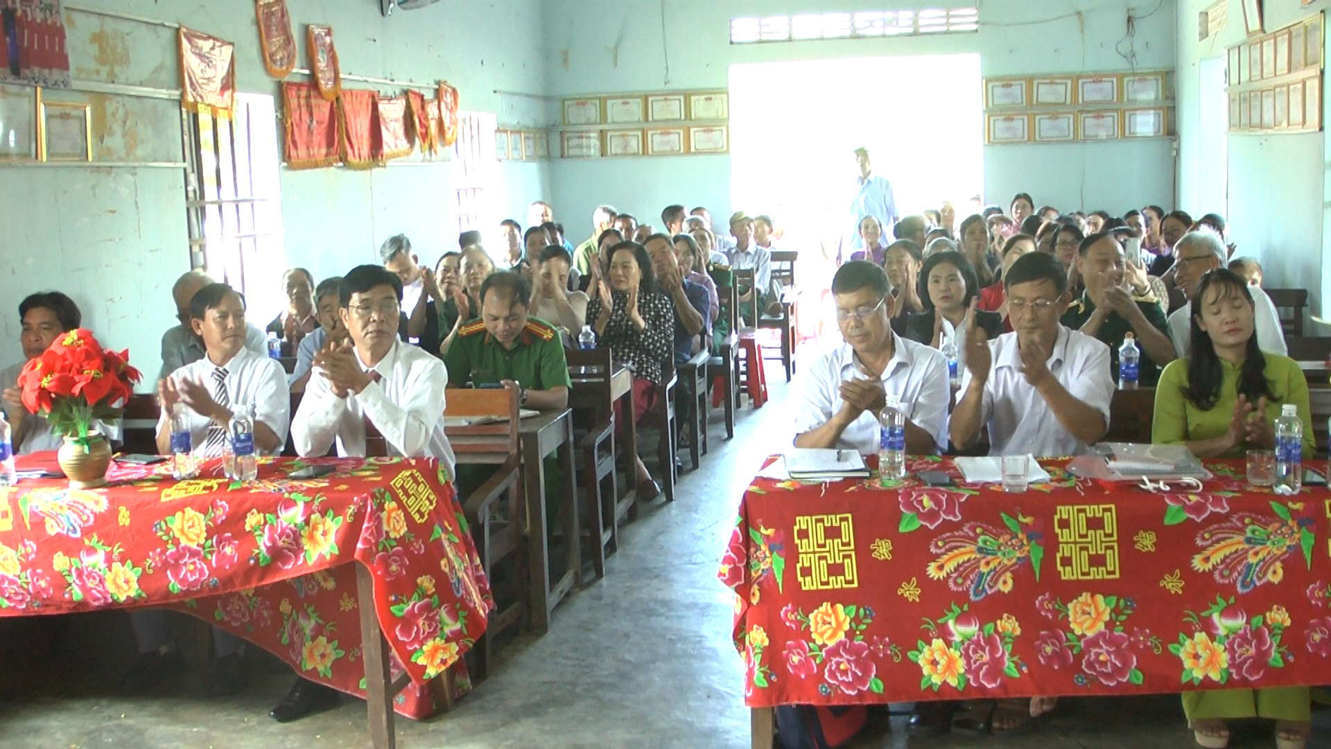 tc vỗ tay